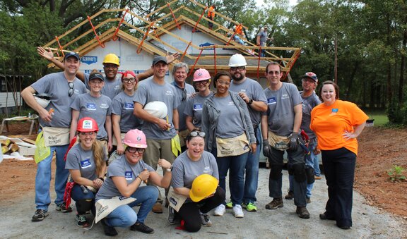 Denny's Corporate Employees Volunteering with Habitat for Humanity